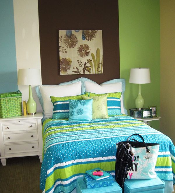  Sự kết hợp xanh da trời và xanh lá là một sự kết hợp thông minh. Nếu có một căn phòng nhỏ xinh như thế này thì còn vui thích gì hơn là được về nhà, nằm trên chiếc giường yêu thích sau một ngày làm việc mệt nhoài.