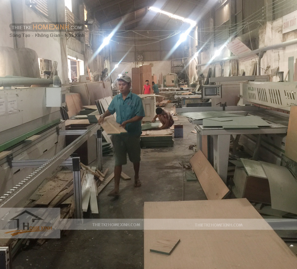 Xưởng thi công nội thất gỗ của HomeXinh tại Hà Nội